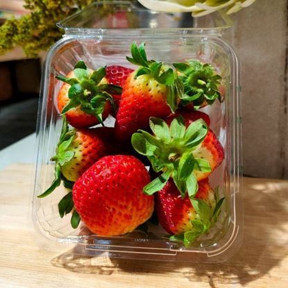 Picture of Korean Strawberry  250g +- / per pkt